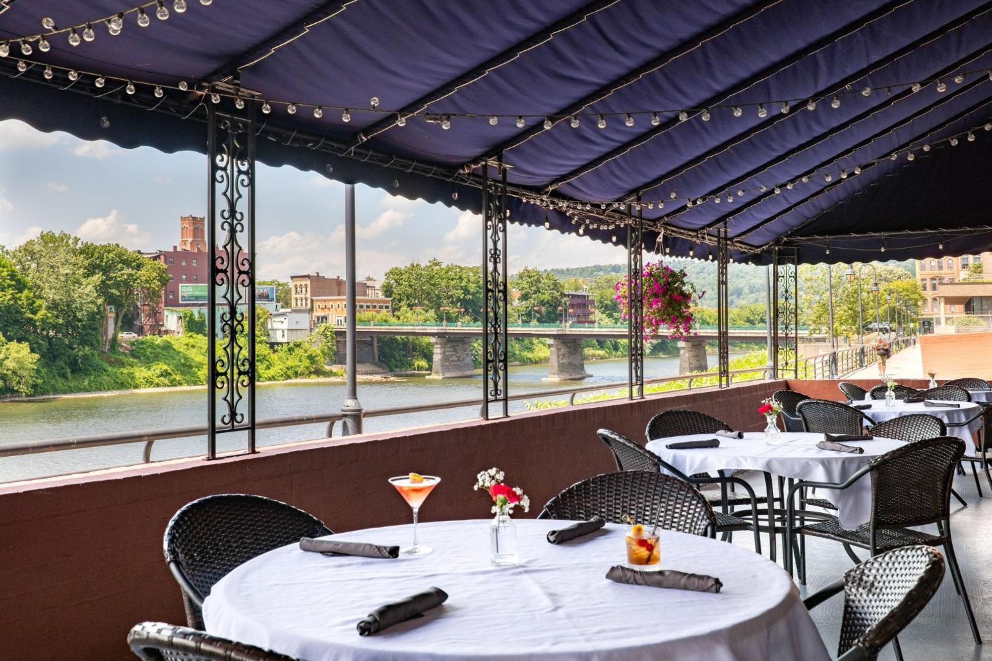 Holiday Inn Binghamton-Downtown Hawley Street By Ihg Exterior photo